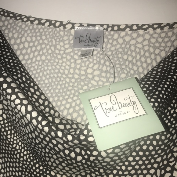 🌺 Vintage Top with Tags - Picture 2 of 2